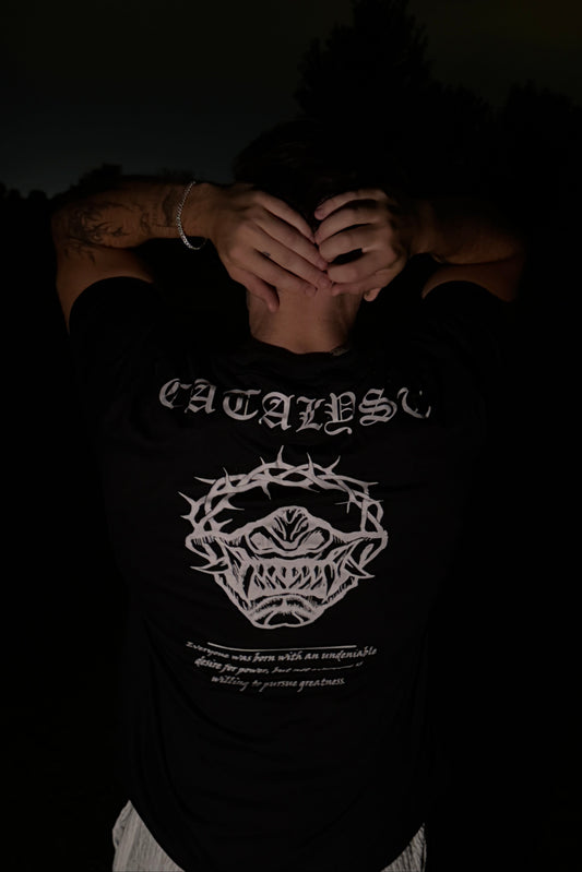 "Oni" Classic Fit T-Shirt