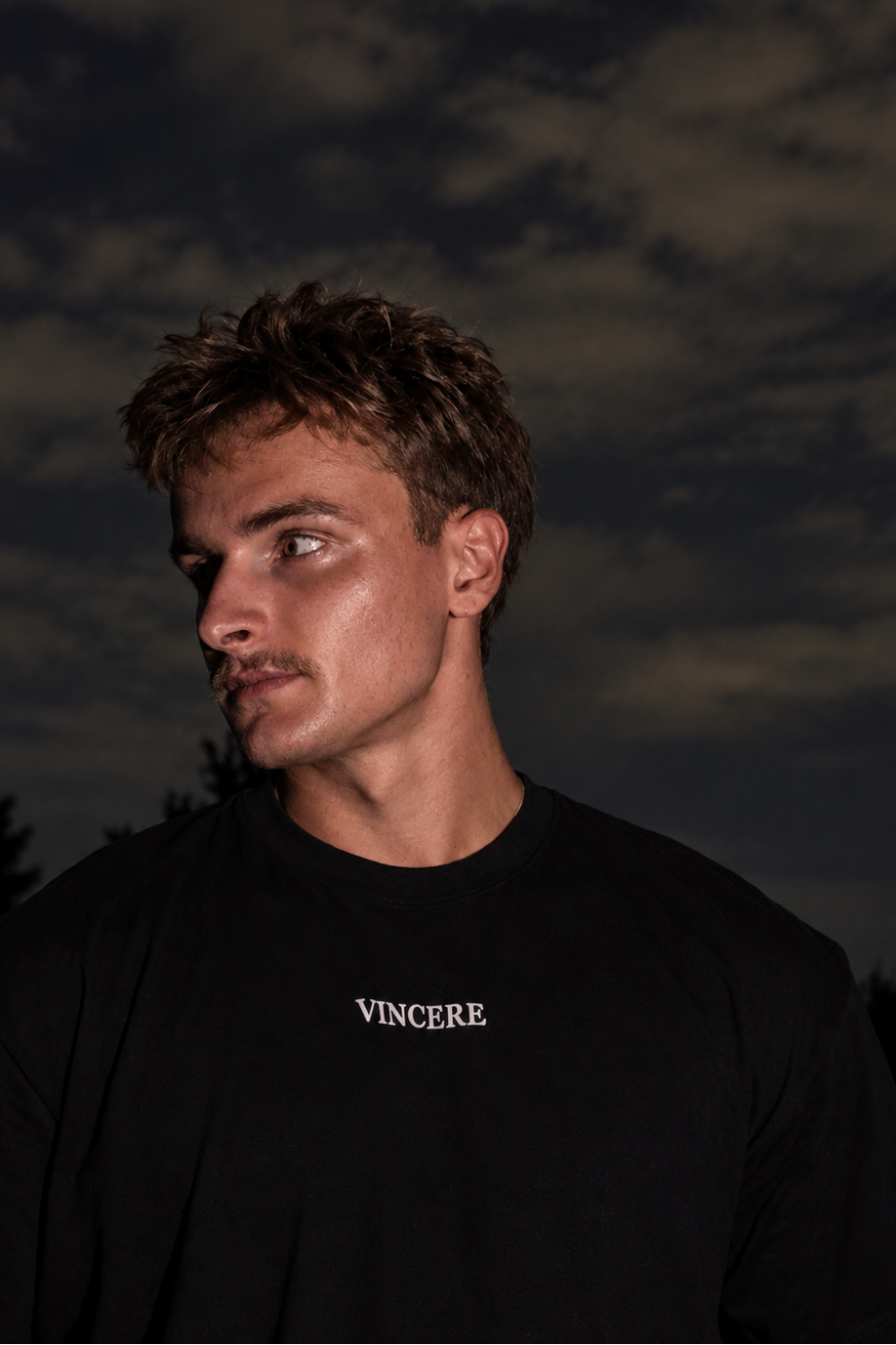 "To Conquer" Oversized T-shirt